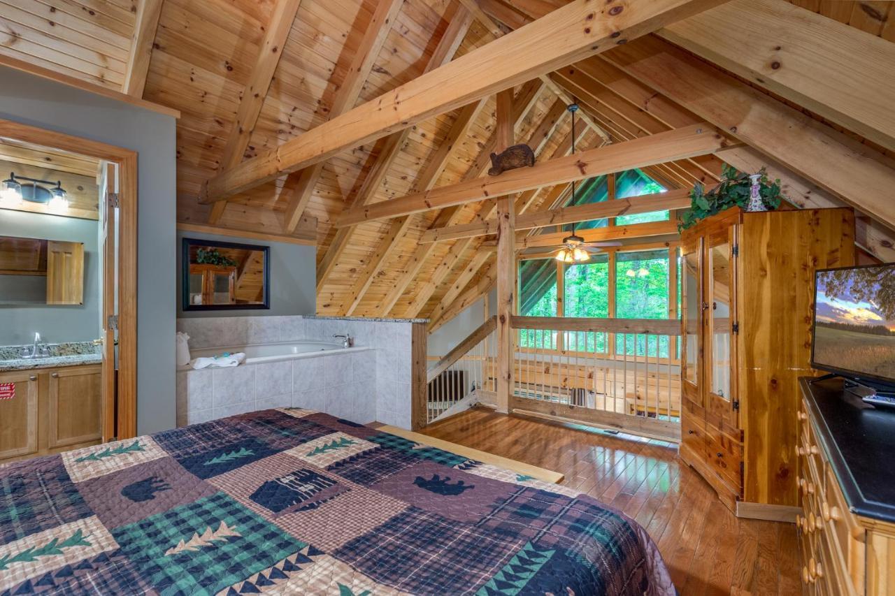 Villa Above Ole Smokys Clouds Gatlinburg Exterior foto